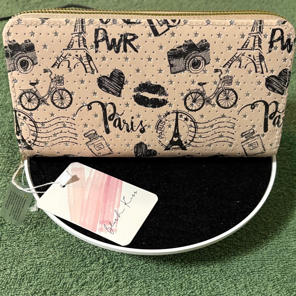 Chic Paris Print Women's Wallet